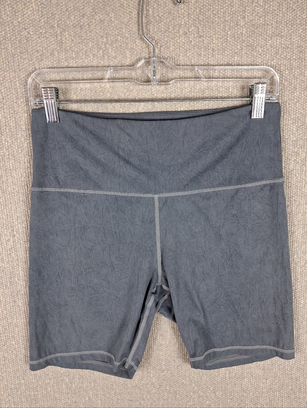 ZYIA Active Soft n Snug Hustle Shorts Size Large Gray Granite High Waisted Biker